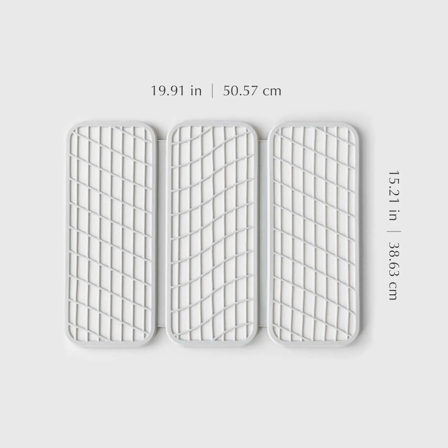sandstone dish pad dimensions 19.91 inches by 15.21 inches (50.57cm by 38.63 cm)