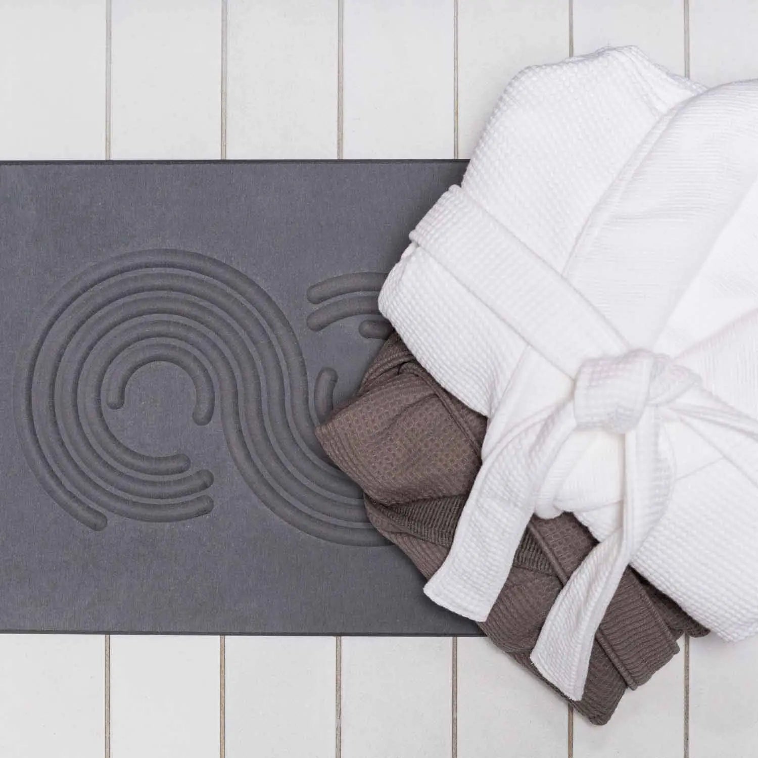 Cozy Earth Premium Plush Bath Towels - White