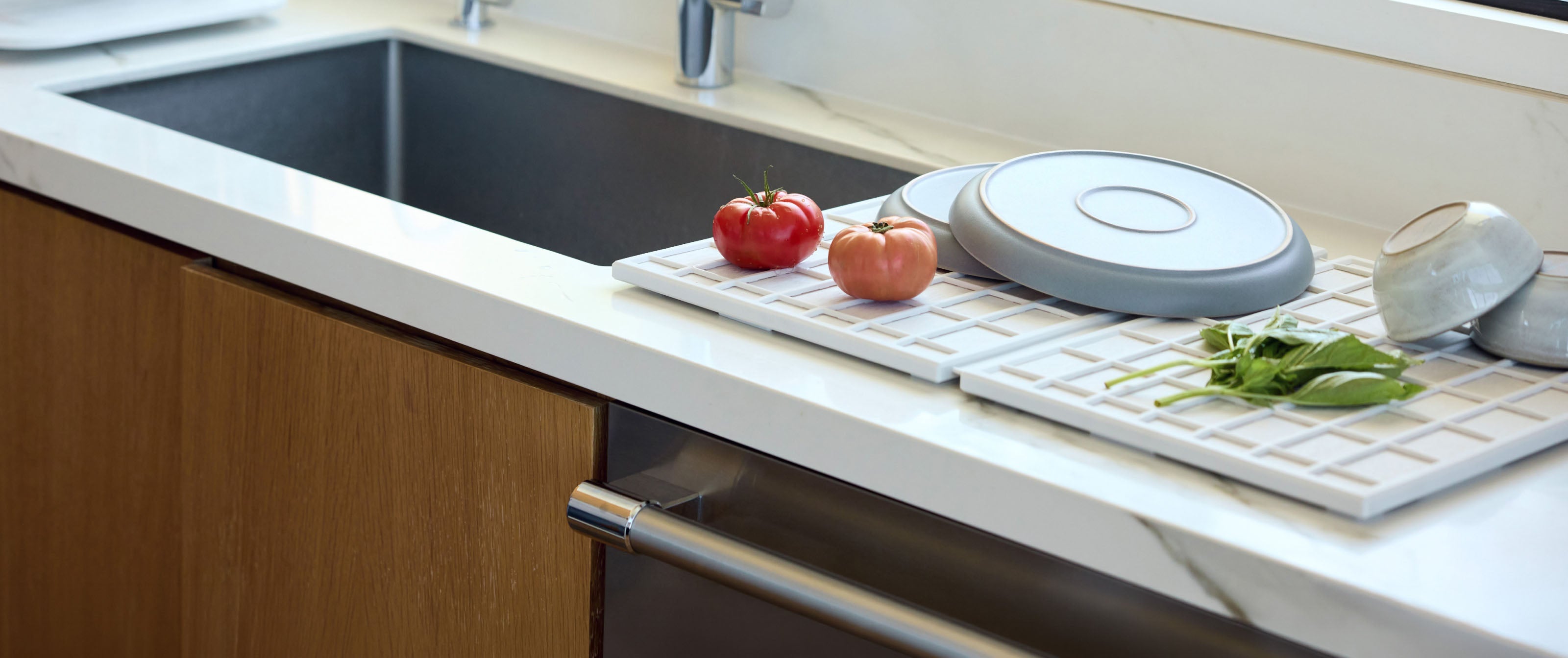Ridge Large Dish | Glacier | Beautiful, Clean Kitchen