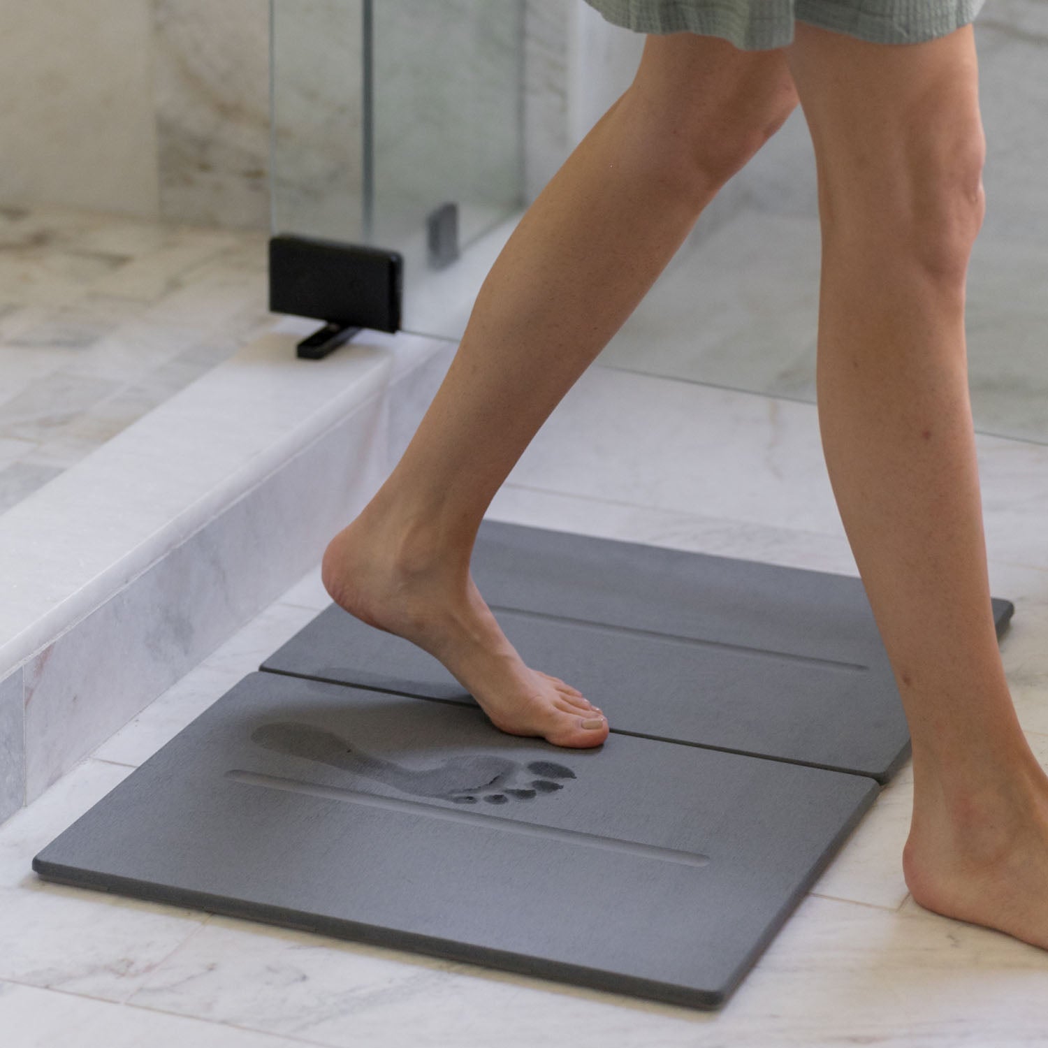 Medium Bath Stone™ Mat & Stone Sink Caddy | Dorai Home