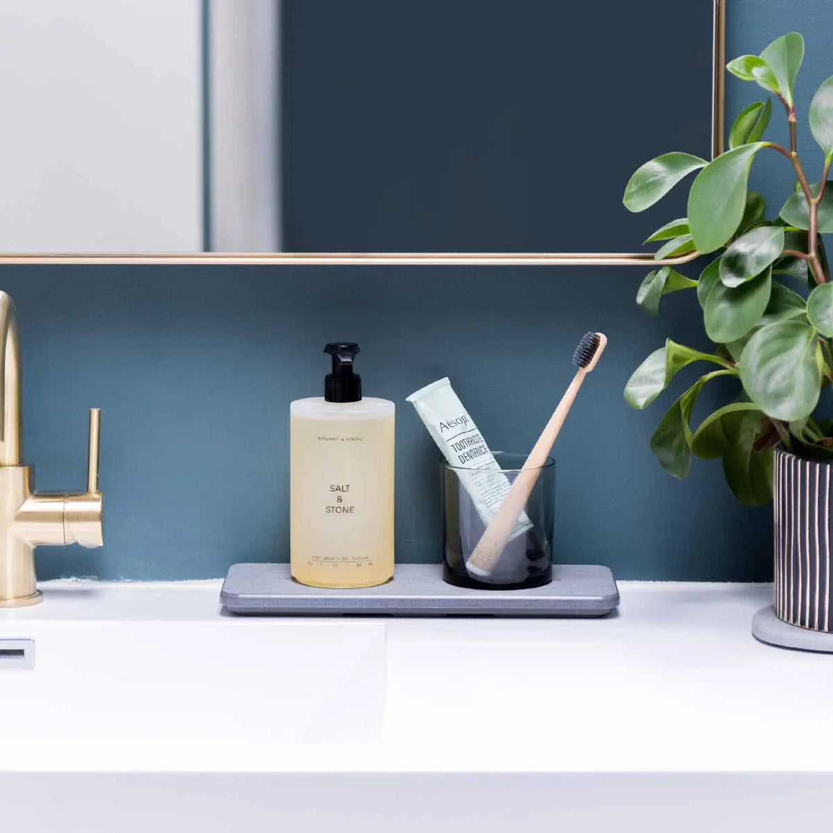 Any Kin Caddy Stone Sink Caddy | Modern Caddy For Any Sink | Dorai Home