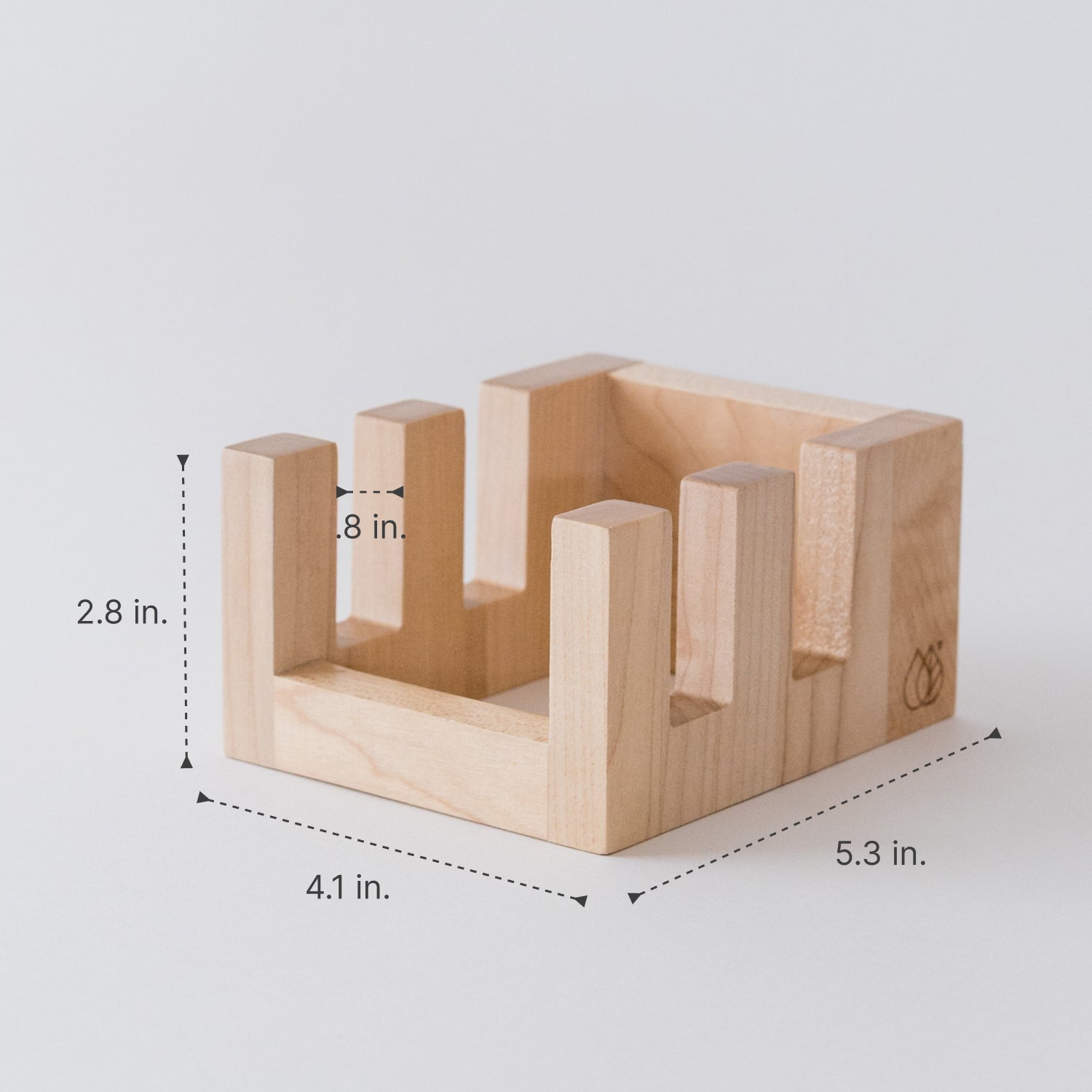 Maple Cutting Board Holder: 2.8in x 4.1in x 5.3in