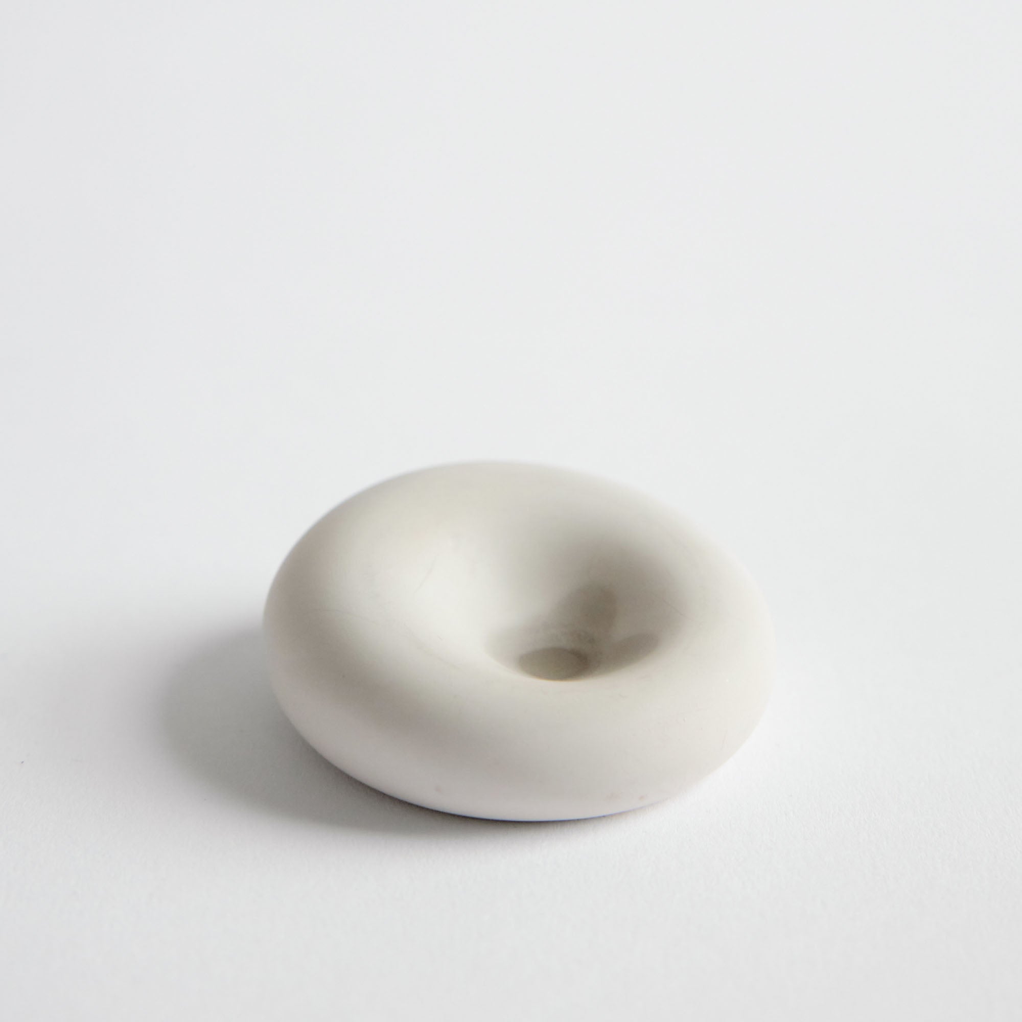 scent stone made out of diatomaceous earth with essential oil