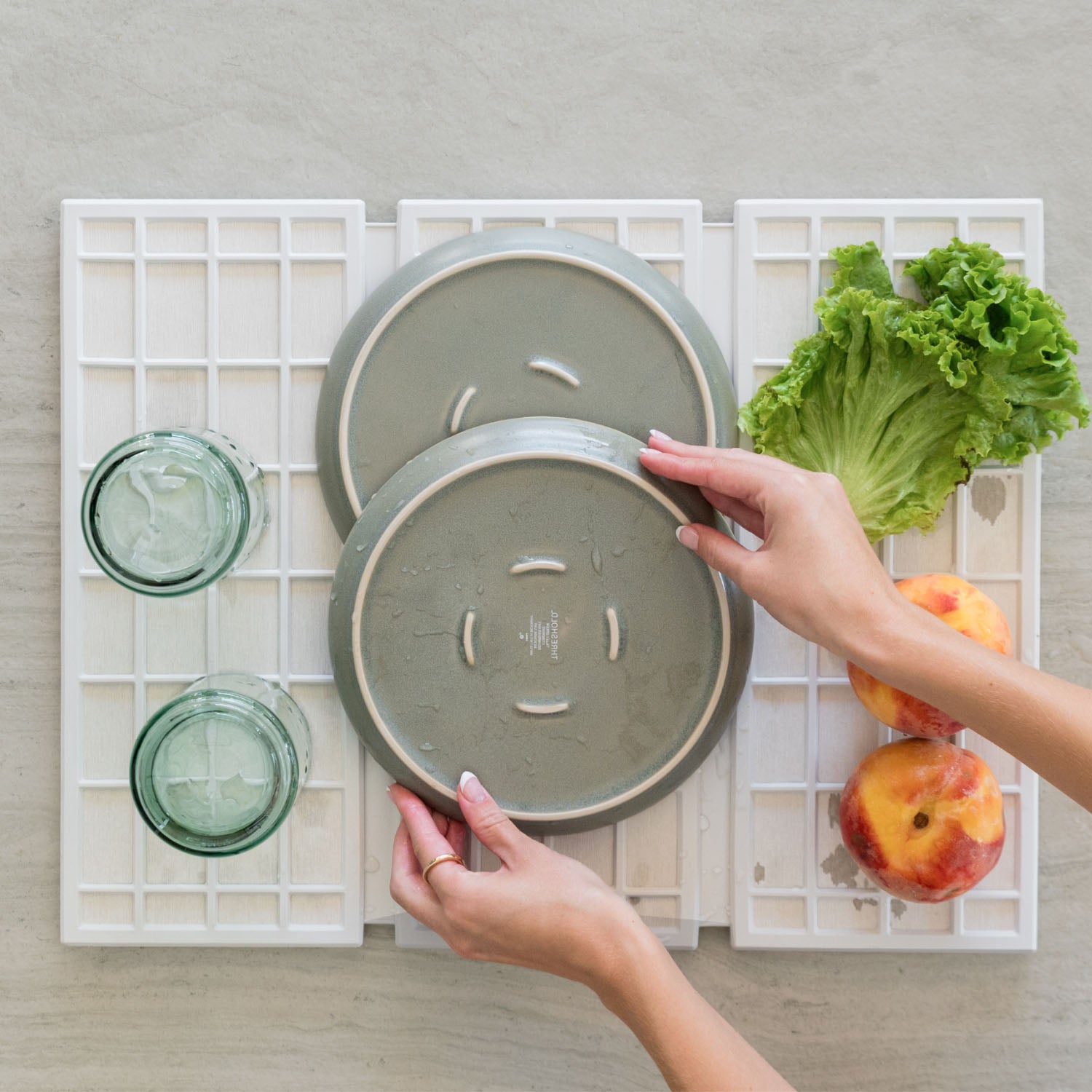 Paper Towel Holder + Ridge Dish Pad