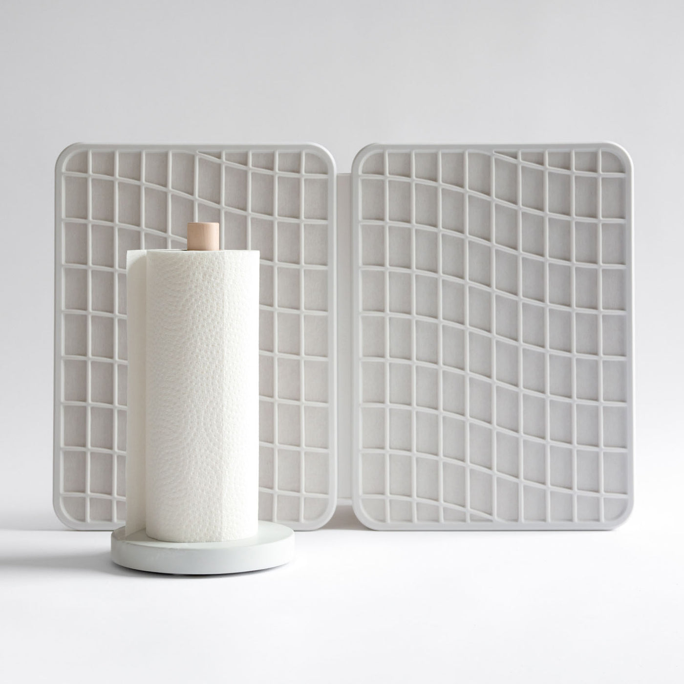weighted paper towel holder and large quick-drying dish pad