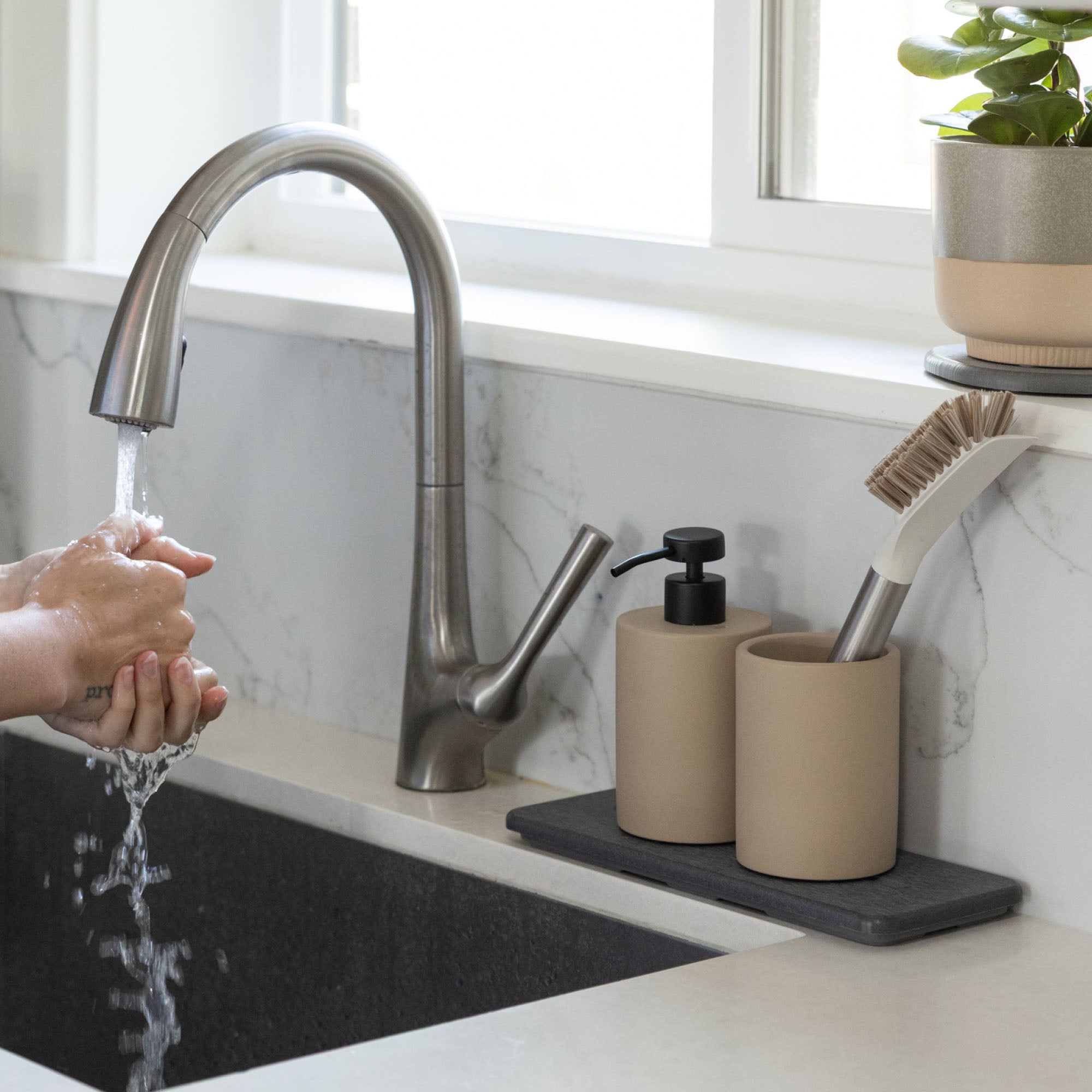 Modern Stone Sink Set