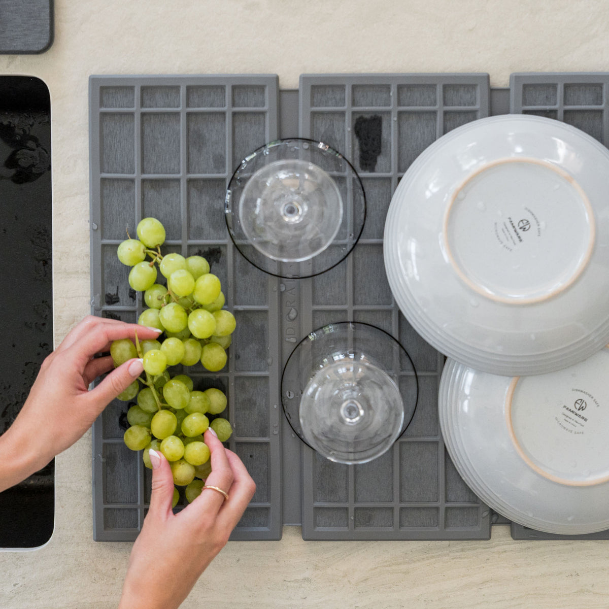 Slate Ridge Dish Pad with produce and dishes drying quickly. 