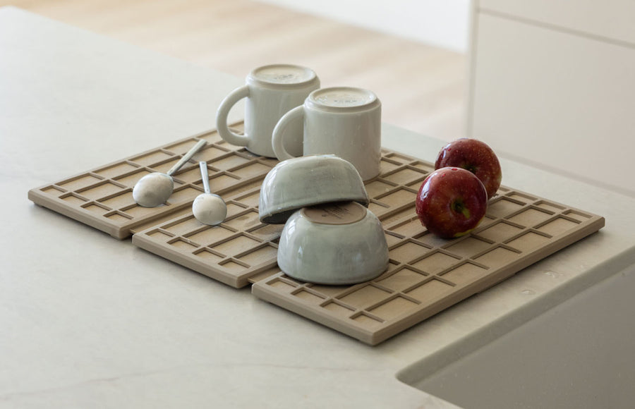 Ridge Dish Pad in new Clay color. 