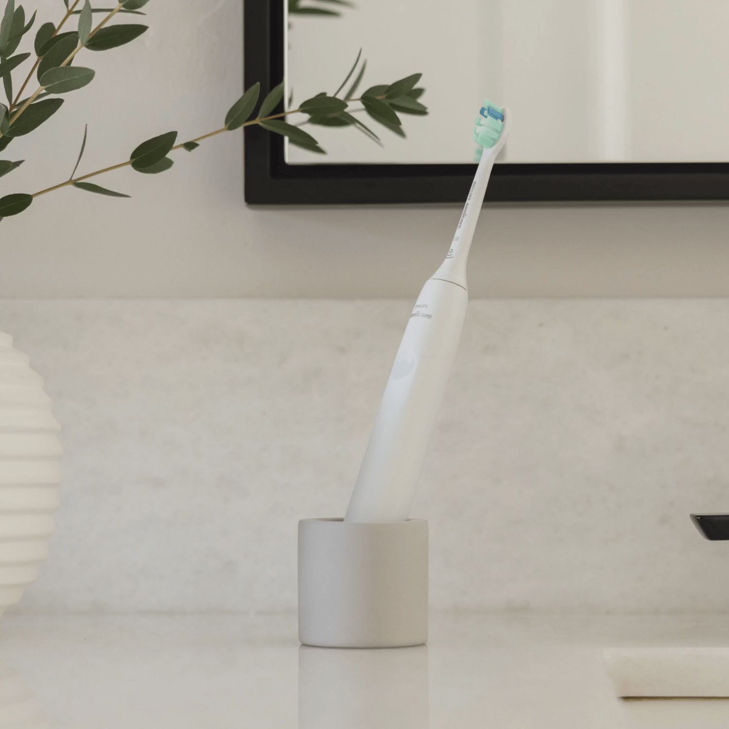 Video of different items in a stone toothbrush holder