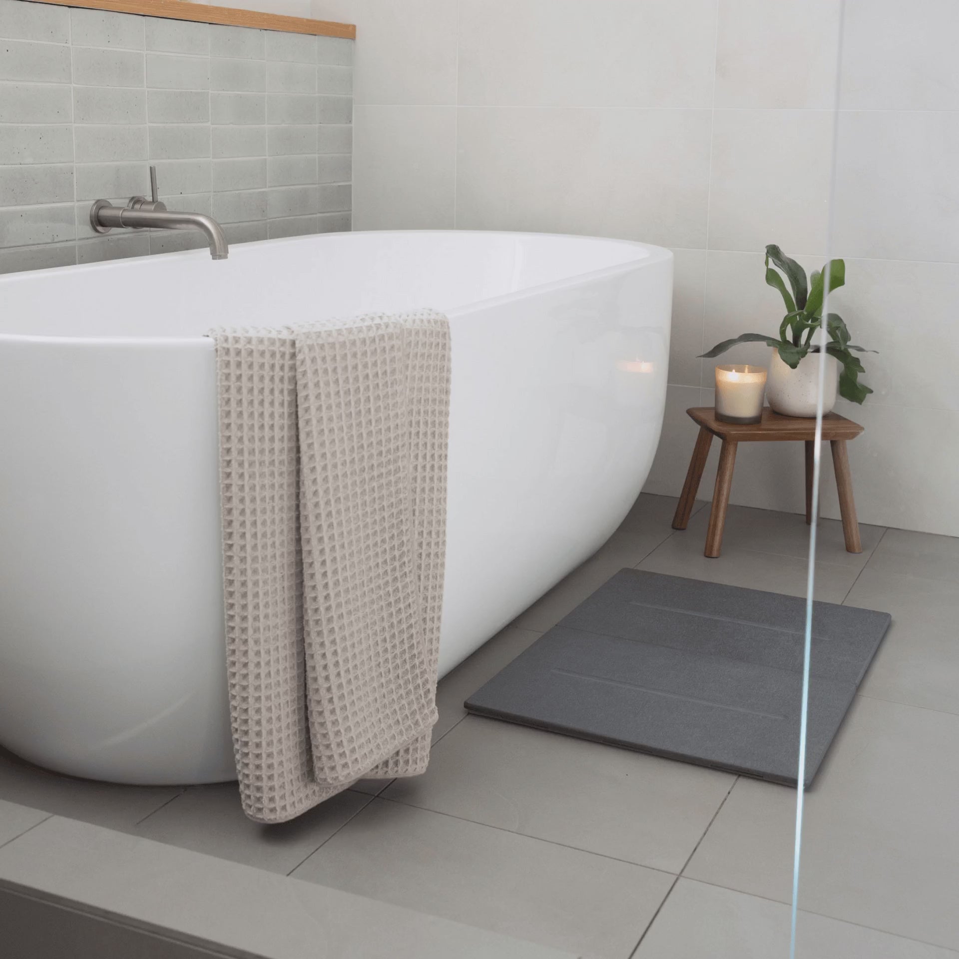 Medium Bath Stone™ Mat