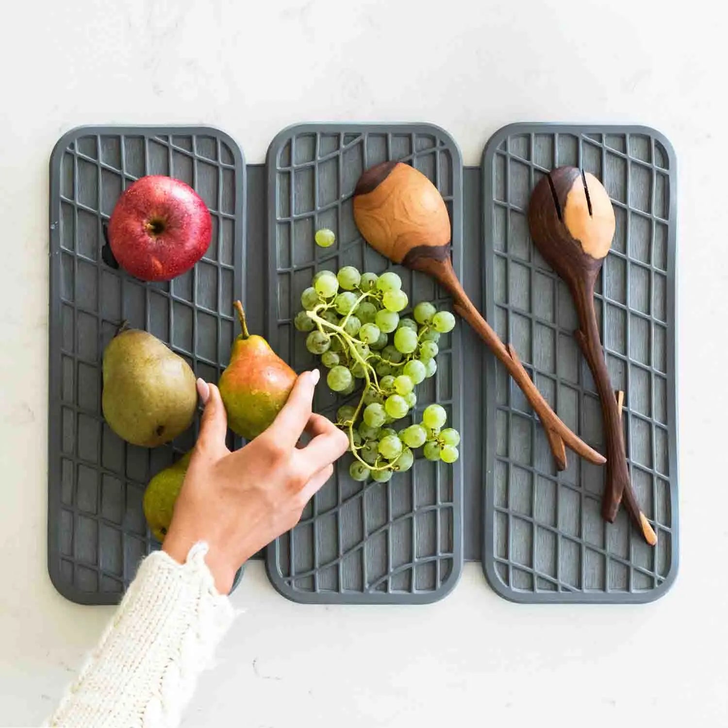 Dorai Home Dish Pad - Collapsible Kitchen Drying Mat - Wrapped in Silicone Webbing to Protect Dishes - Dries Instantly - Modern