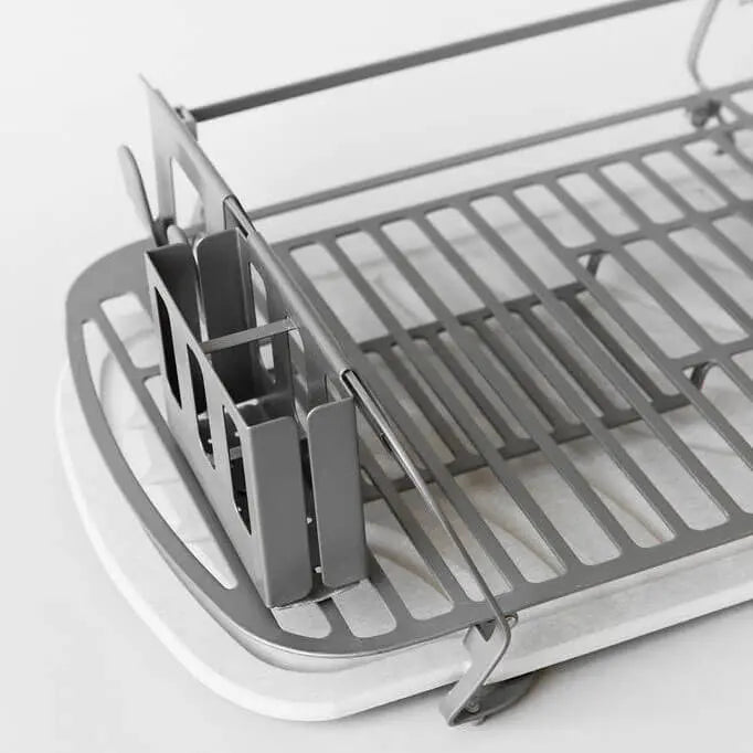Dorai Dish Rack Close Up with Accessories