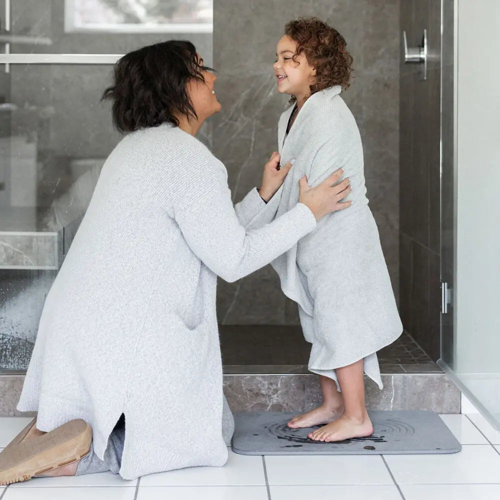 Slate Bath Stone™ with mother and child outside shower